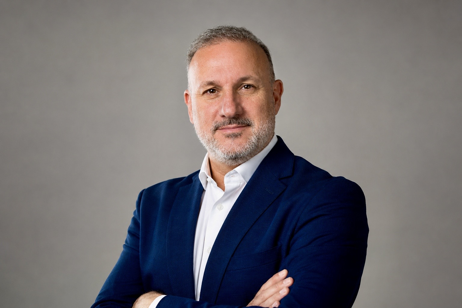Cesar Ayan — Consultor O2O